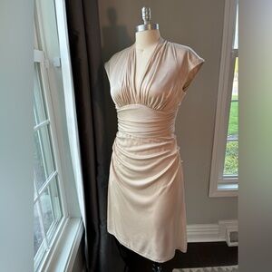 Maggy London Shimmering Champagne Ruched V-Neck Midi Dress Size 6